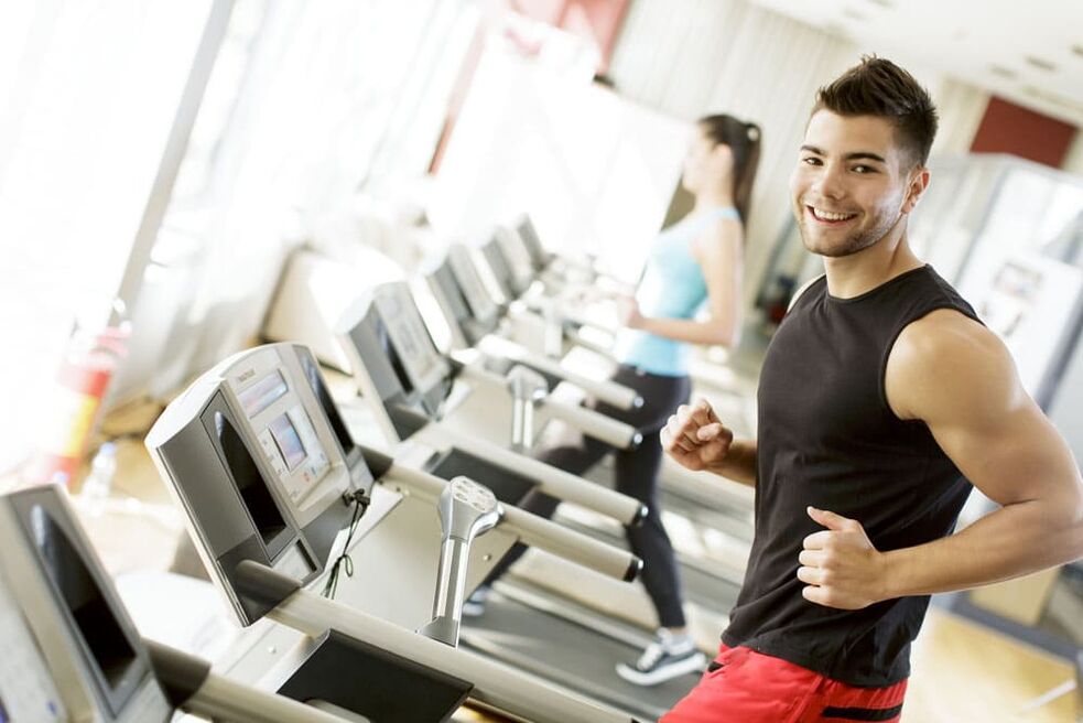 Os exercicios de cardio axudarán a un home a acelerar a súa circulación sanguínea